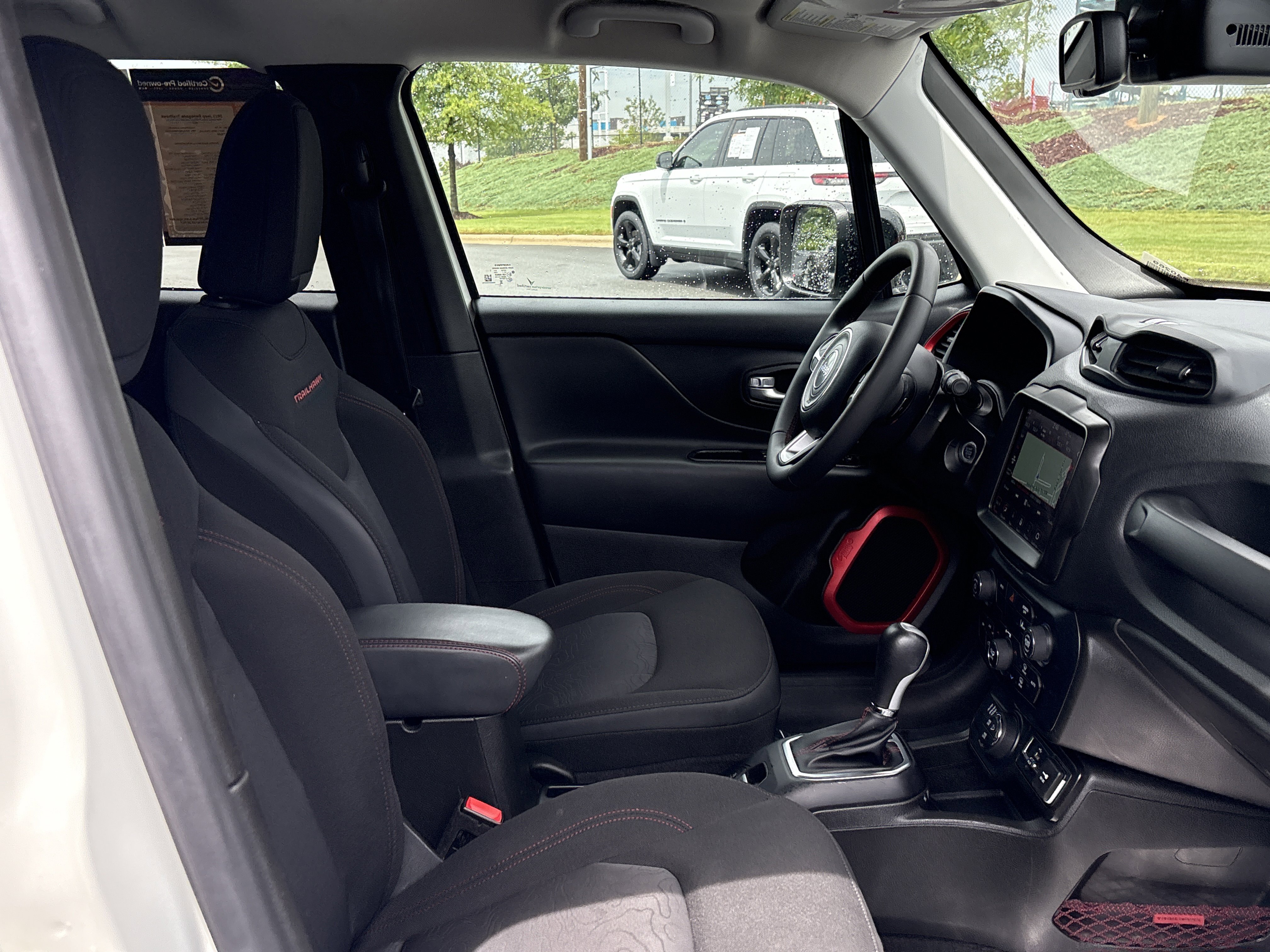 Certified 2023 Jeep Renegade Trailhawk AWD/4WD image 23