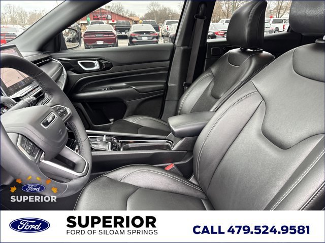 Used 2024 Jeep Compass Limited w/ High Altitude Package image 6