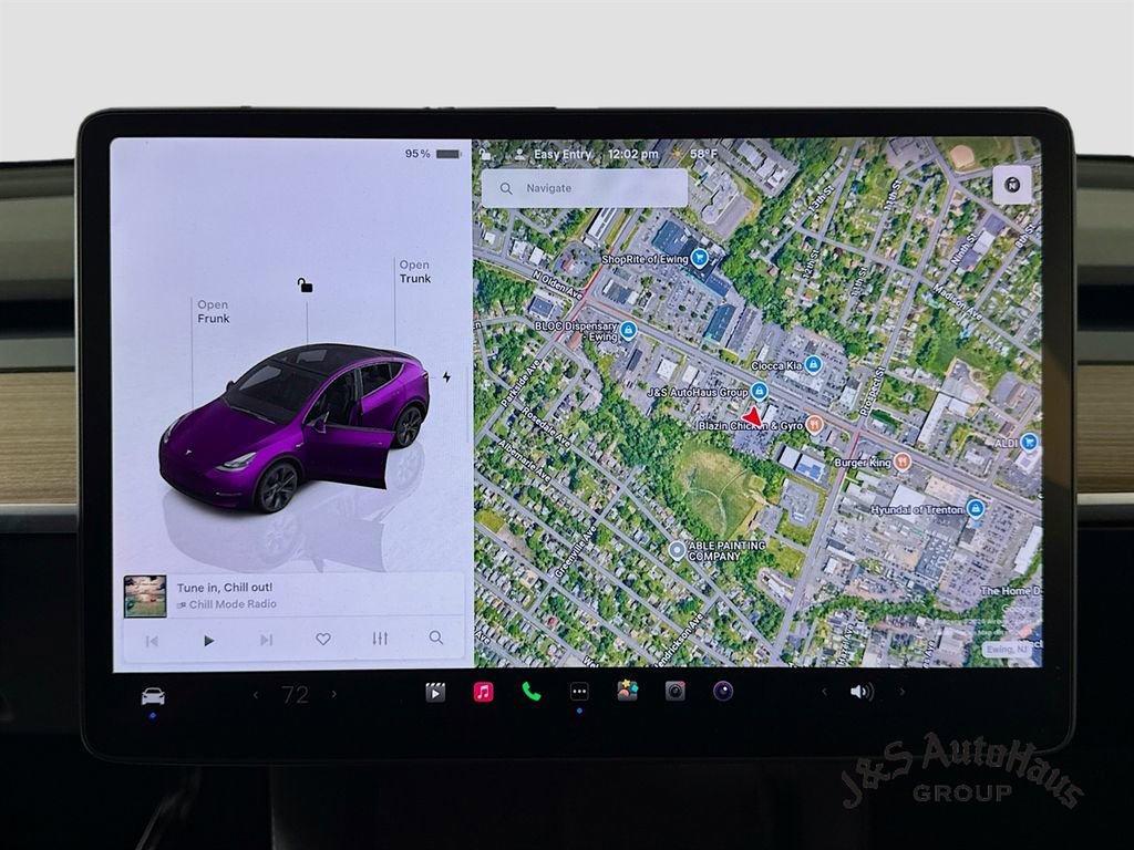 Used 2025 Tesla Model Y Long Range image 19
