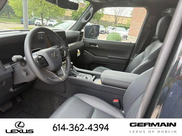 Used 2025 Lexus GX 550 AWD/4WD image 5