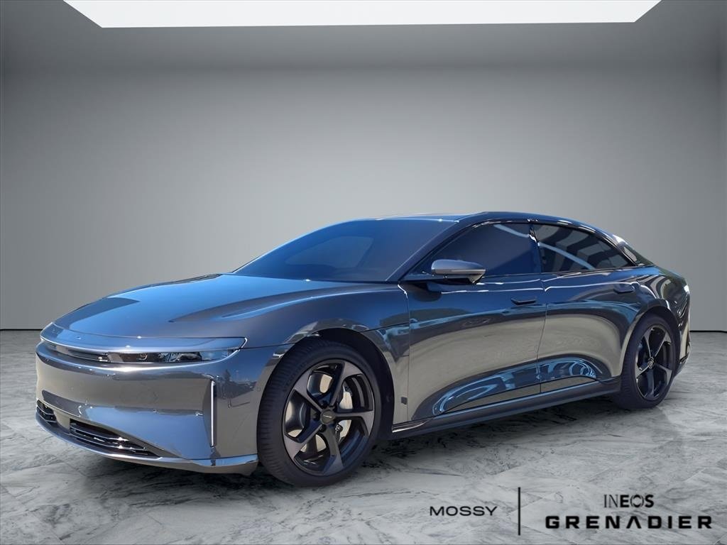 Used 2025 Lucid Air Pure image 3