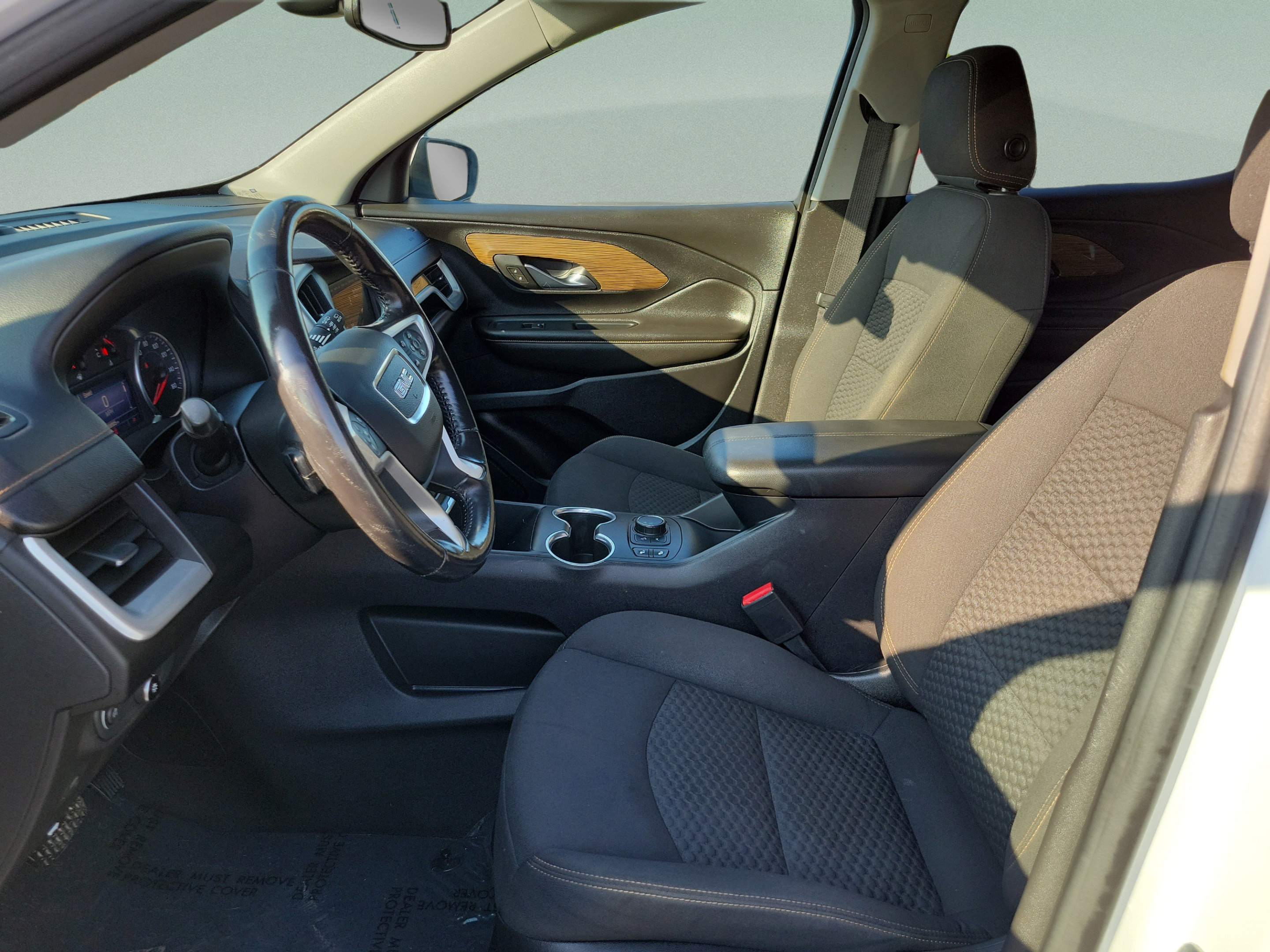 Used 2021 GMC Terrain SLE w/ Driver Convenience Package FWD image 17