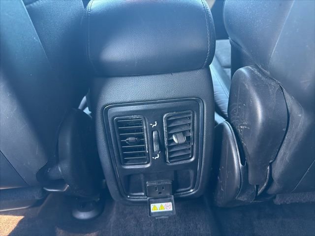 Used 2019 Jeep Grand Cherokee Altitude AWD/4WD image 13