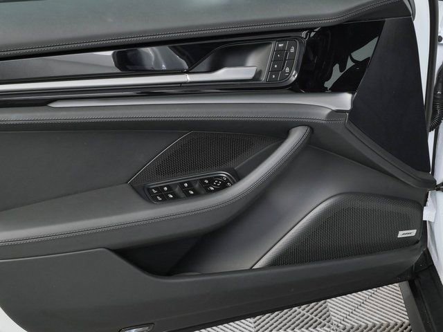 Certified 2024 Porsche Panamera 4 AWD/4WD image 6