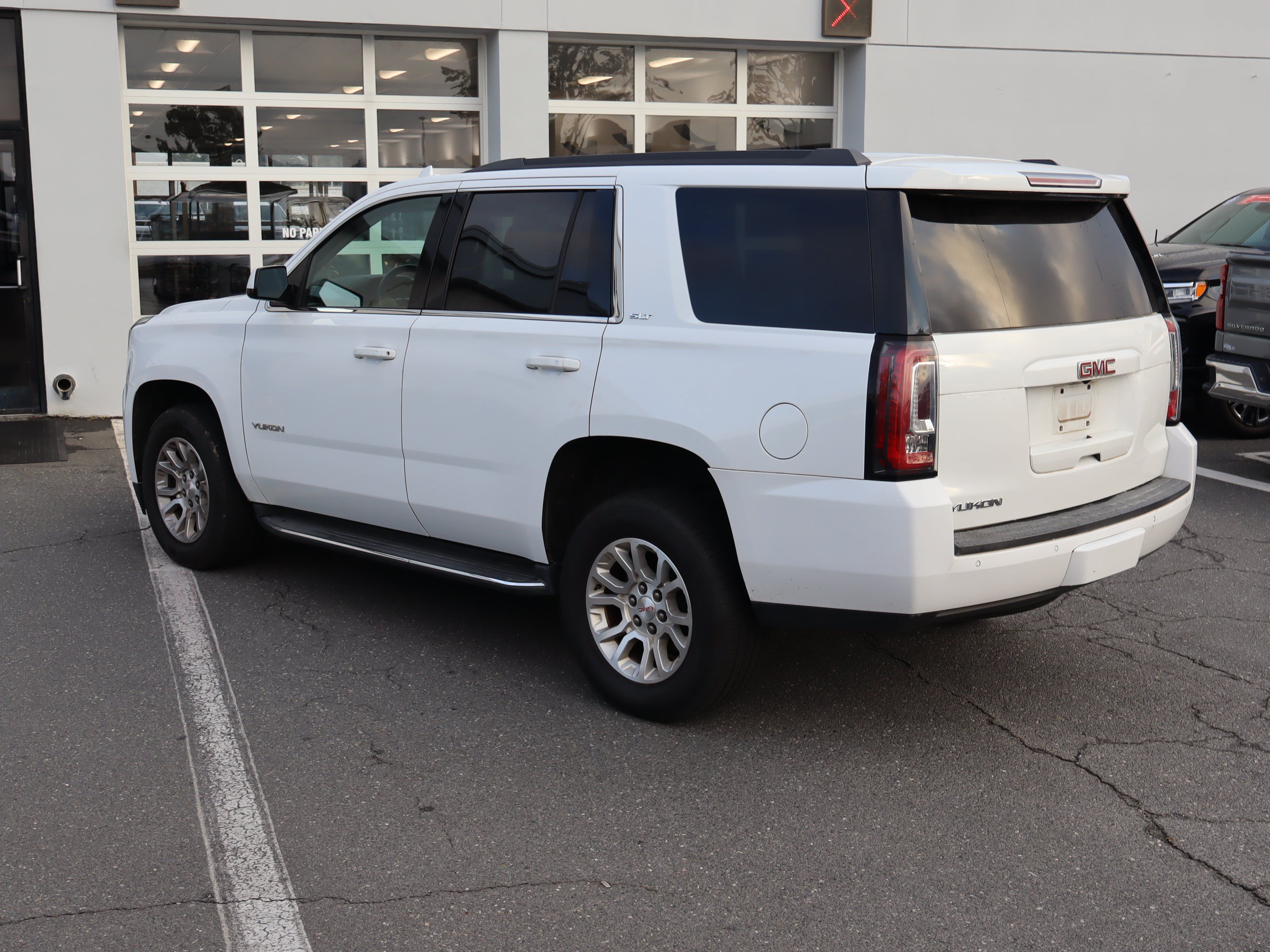 Used 2020 GMC Yukon SLT AWD/4WD image 8