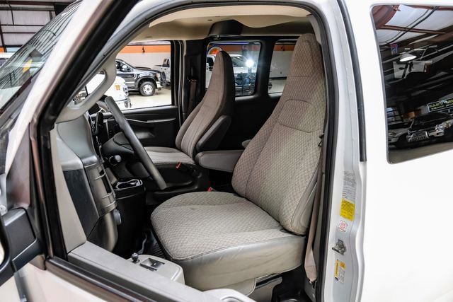 Used 2023 Chevrolet Express 3500 LS image 25