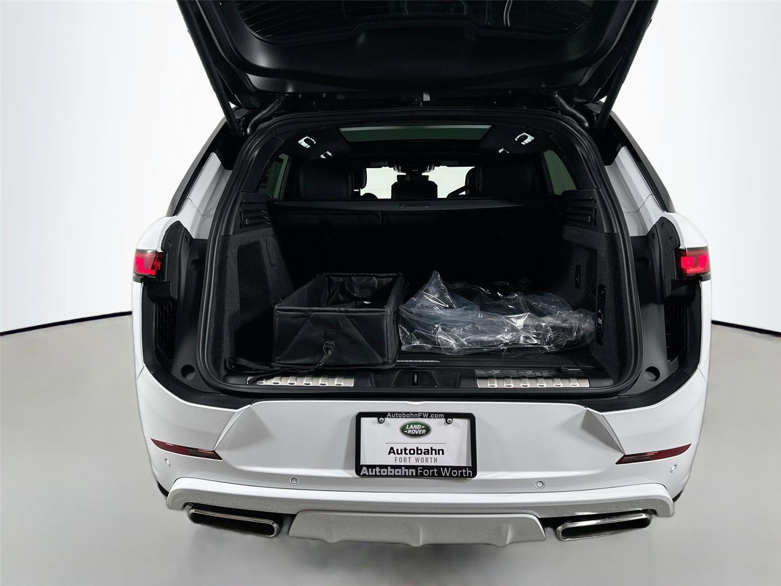 Certified 2025 Land Rover Range Rover Sport Dynamic SE AWD/4WD image 19