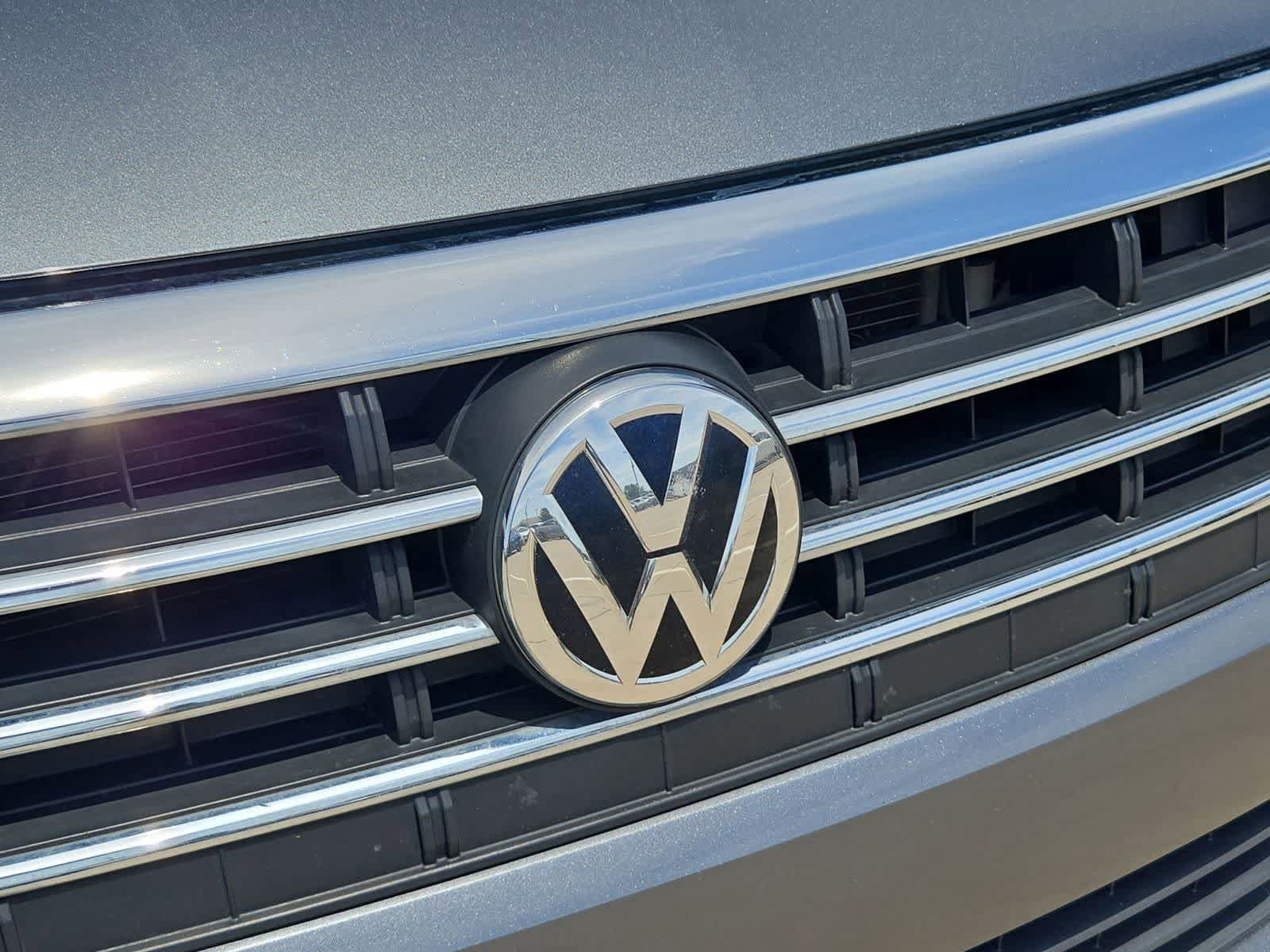 Used 2019 Volkswagen Jetta SEL FWD image 10