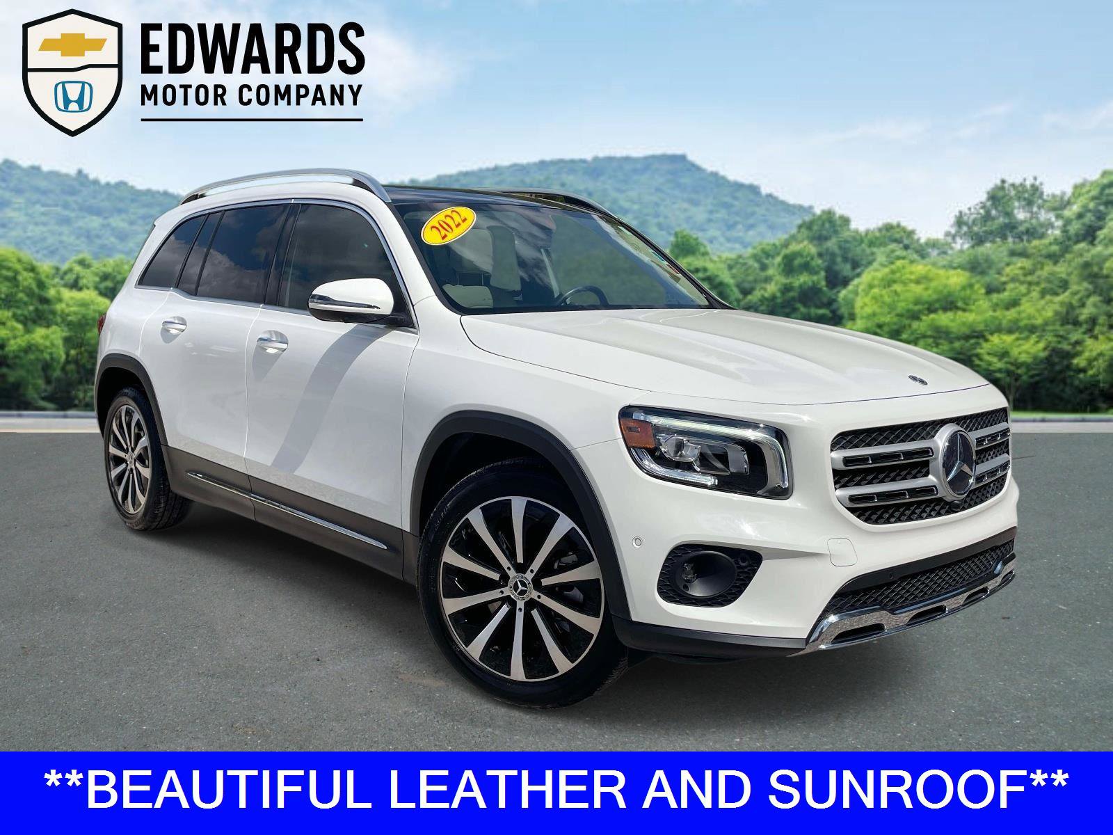 Used 2022 Mercedes-Benz GLB 250 4MATIC w/ Premium Package Lite image 1