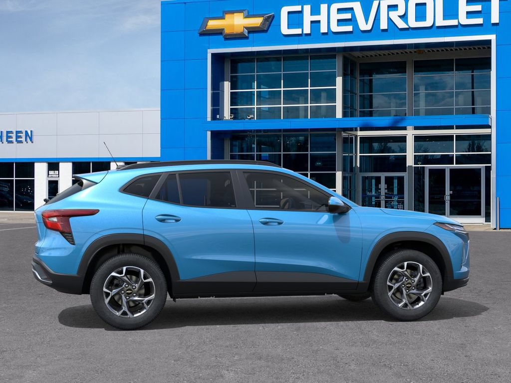 New 2026 Chevrolet Trax LT w/ LT Convenience Package FWD image 5
