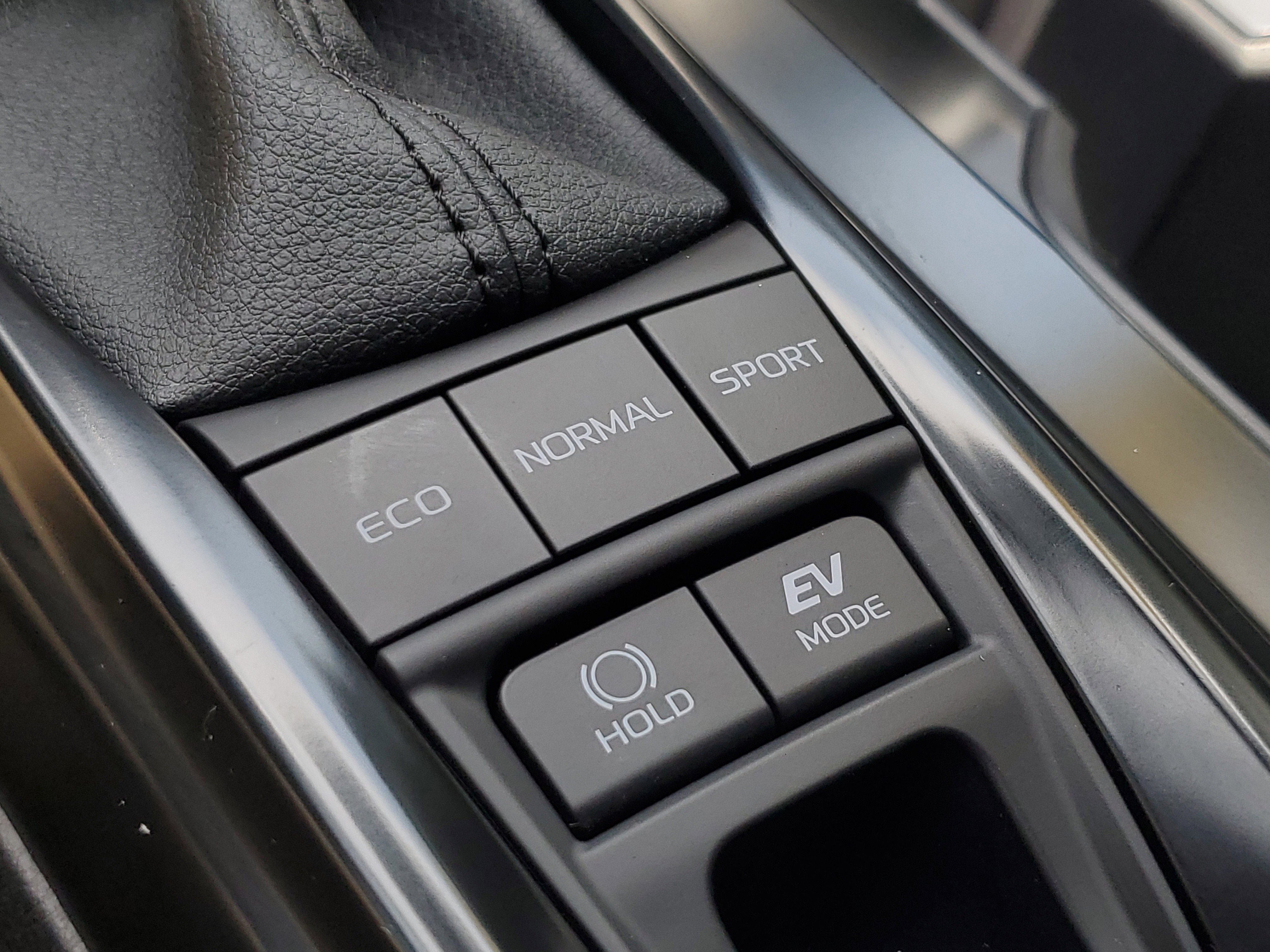 Certified 2026 Toyota Camry SE FWD image 33