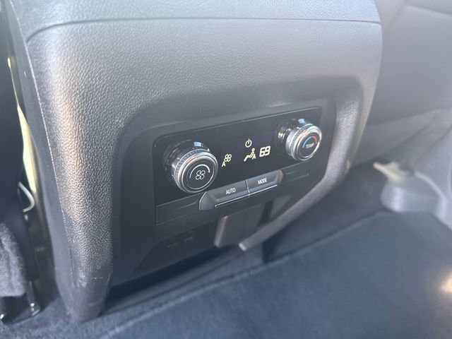 Used 2025 GMC Acadia Elevation AWD/4WD image 23