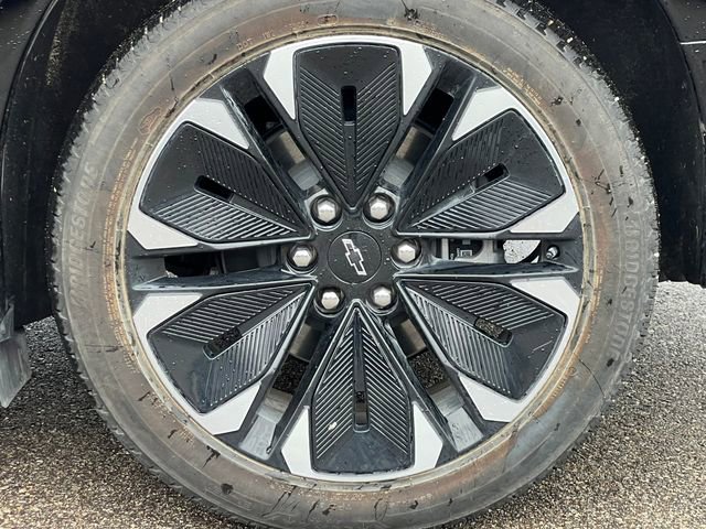 Used 2025 Chevrolet Blazer EV RS AWD/4WD image 9