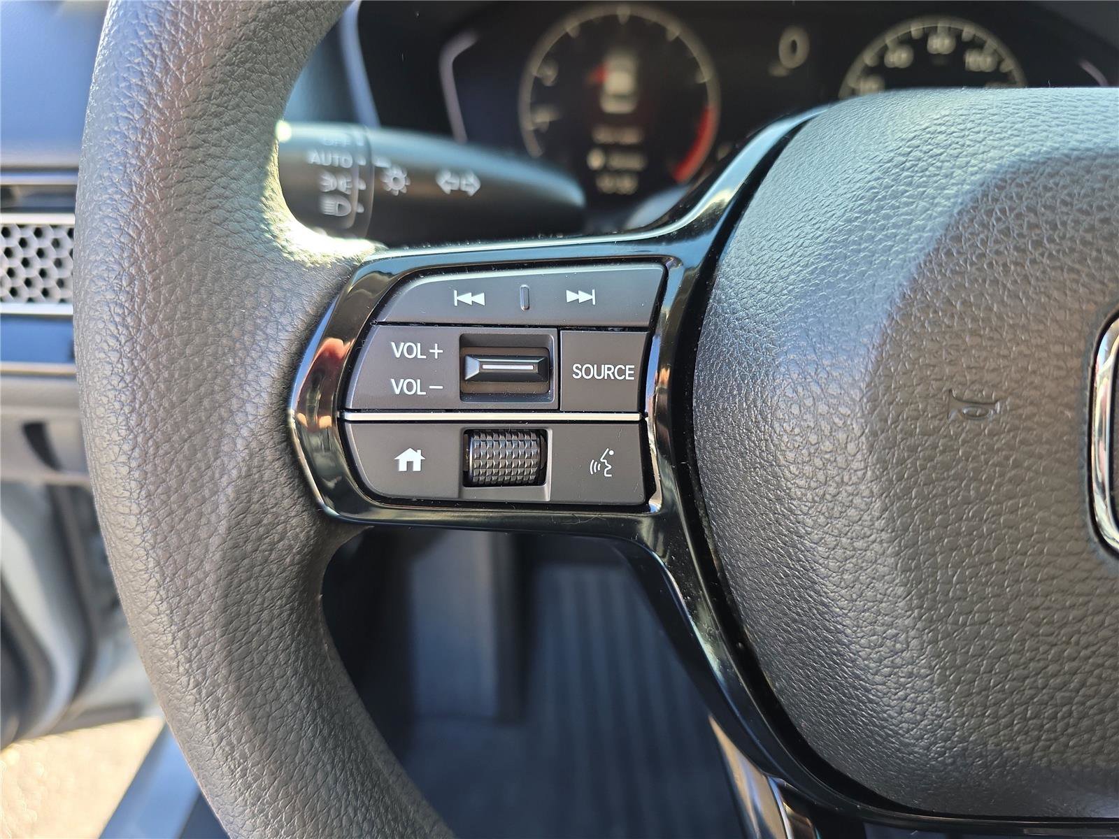 Used 2025 Honda Civic LX image 19