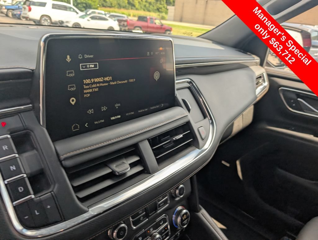 Used 2024 GMC Yukon XL AT4 w/ Technology Package AWD/4WD image 21