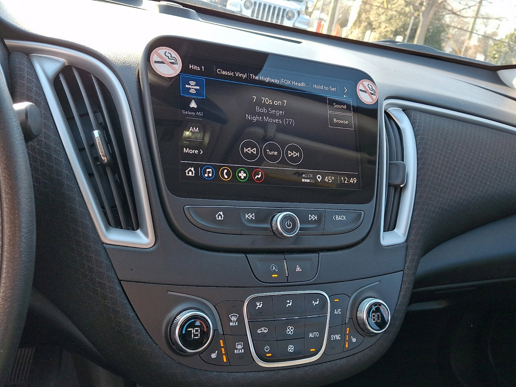 Used 2024 Chevrolet Malibu LT image 28