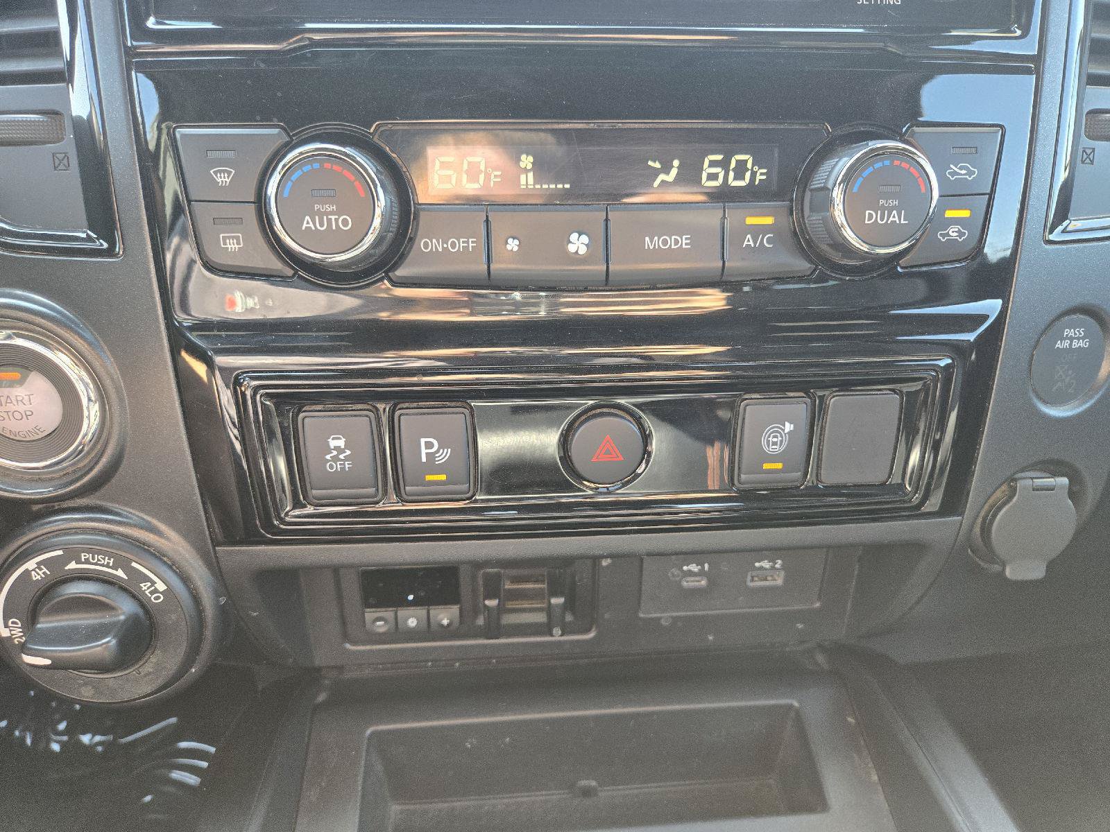 Used 2020 Nissan Titan PRO-4X w/ Pro-4x Utility Package AWD/4WD image 19
