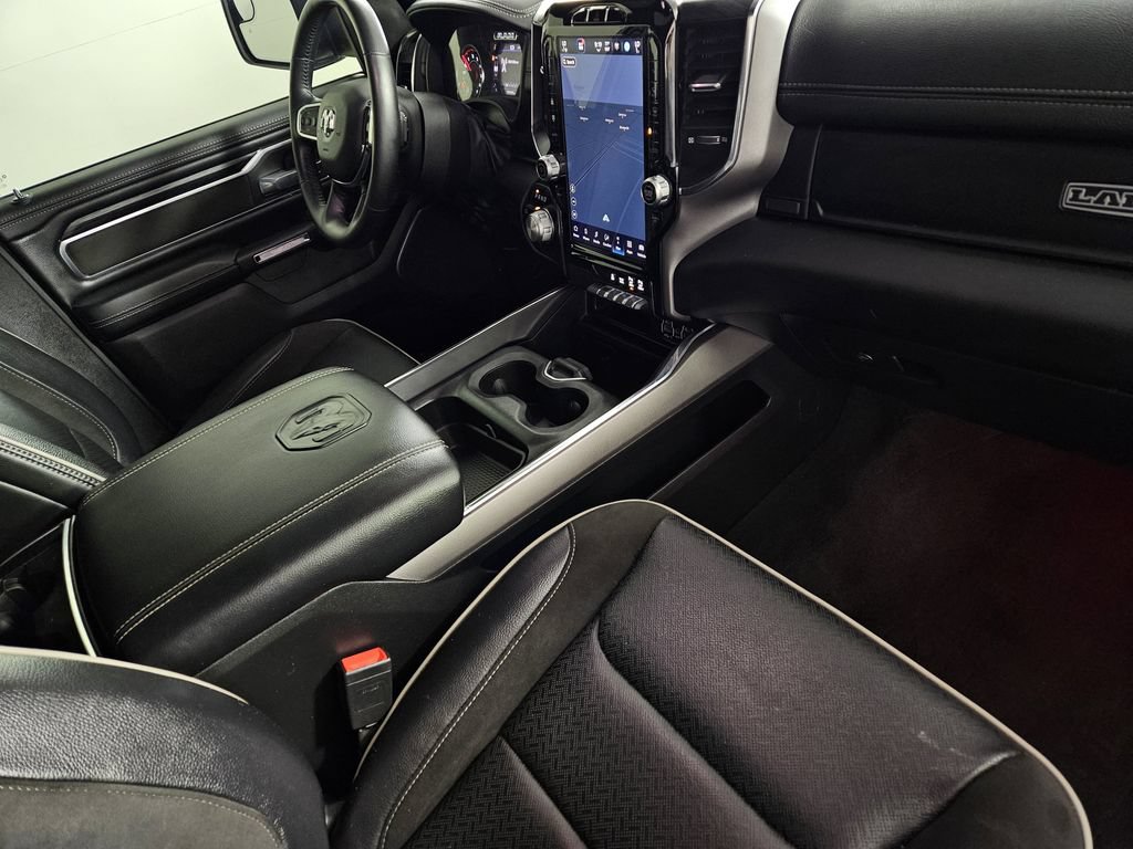 Used 2024 RAM 1500 Laramie AWD/4WD image 32