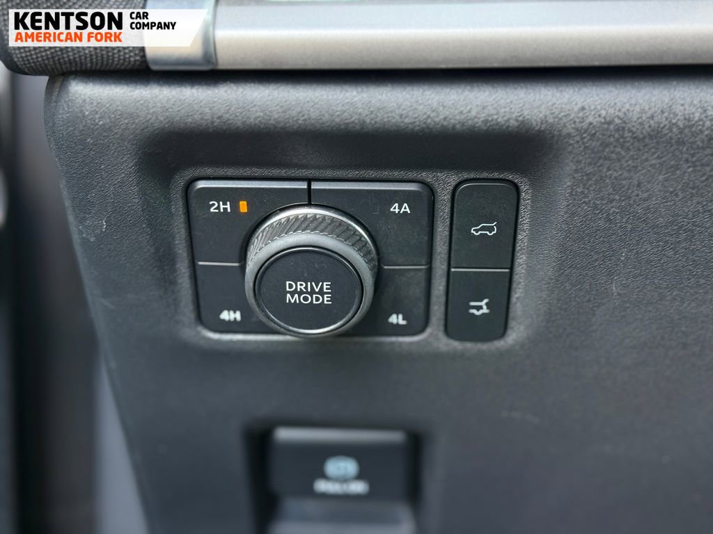 Used 2025 Ford Expedition Active AWD/4WD image 22