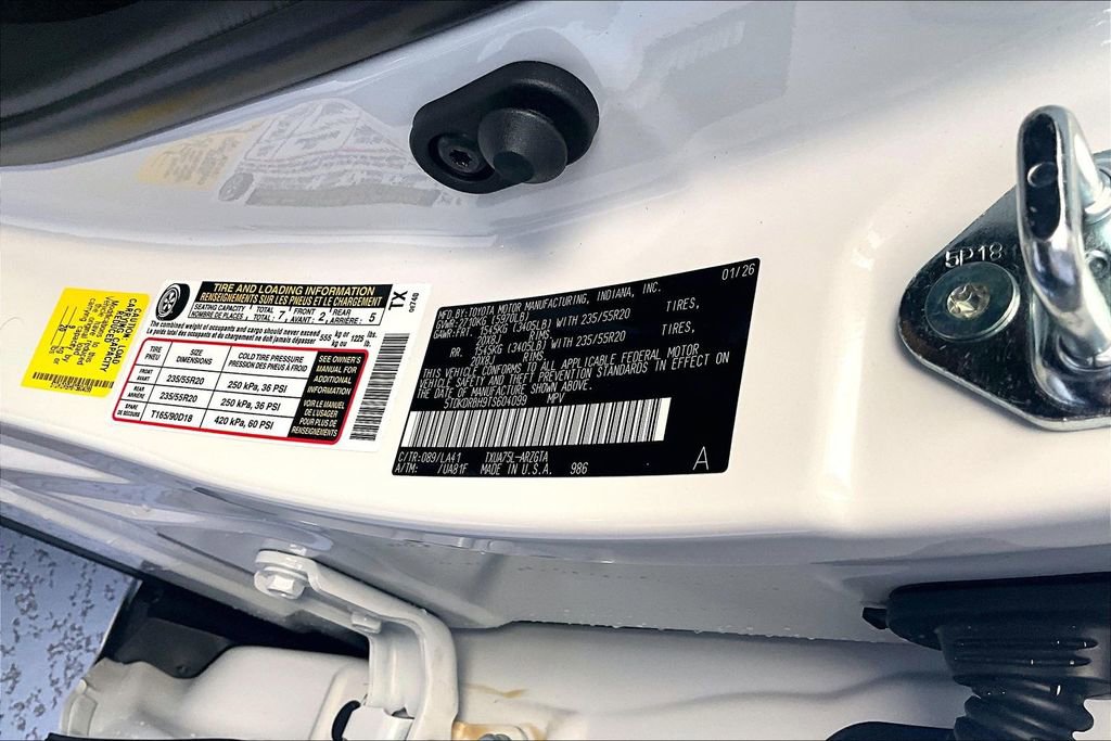 Used 2026 Toyota Highlander Platinum image 18