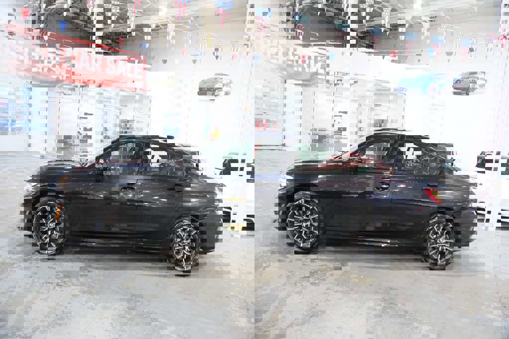 Used 2022 BMW 330i xDrive Sedan w/ Premium Package 2 image 6