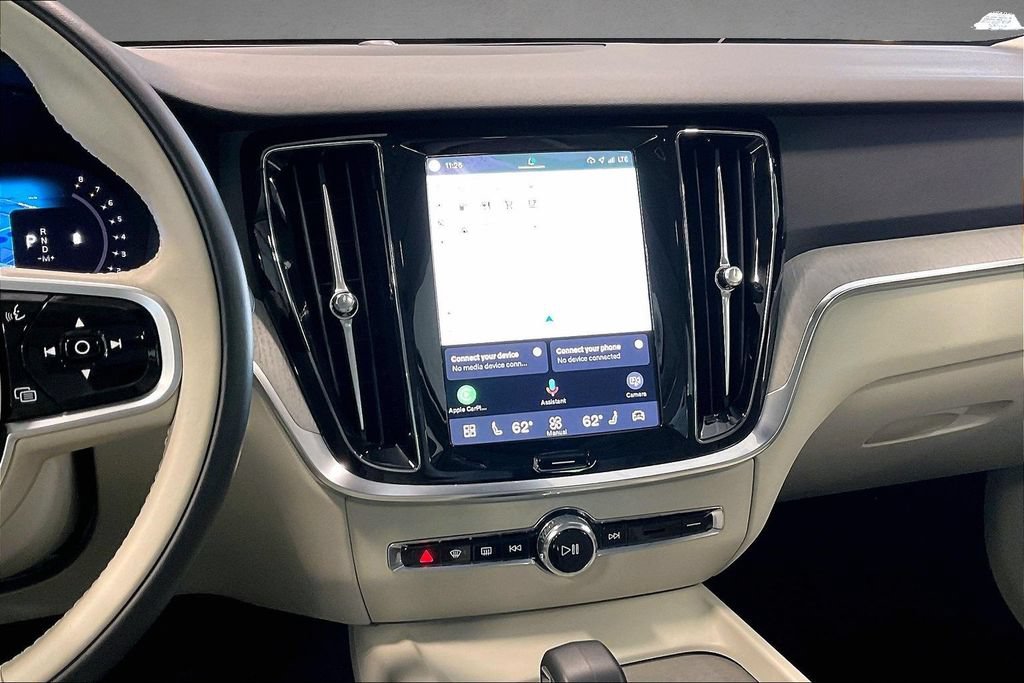 Certified 2025 Volvo S60 B5 Plus AWD/4WD image 10