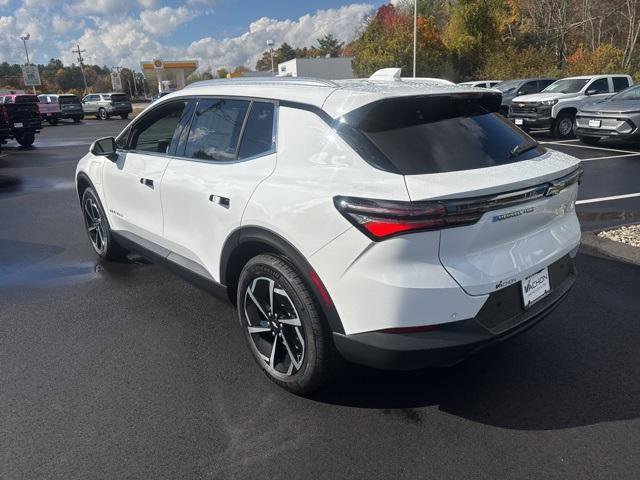 New 2026 Chevrolet Equinox EV LT image 3