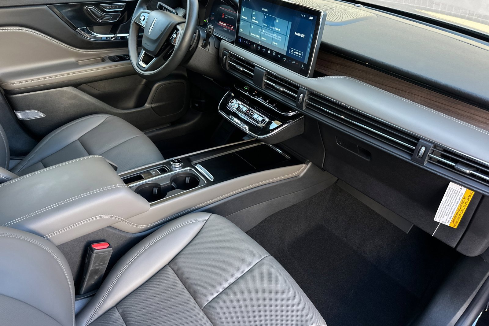 New 2025 Lincoln Corsair Grand Touring w/ Equipment Group 301A image 15