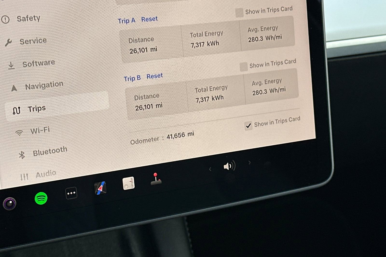 Used 2025 Tesla Model Y Long Range image 34