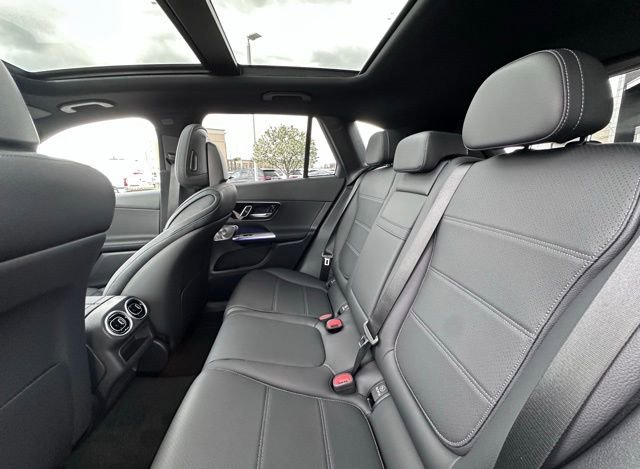 New 2026 Mercedes-Benz GLC 300 4MATIC image 23