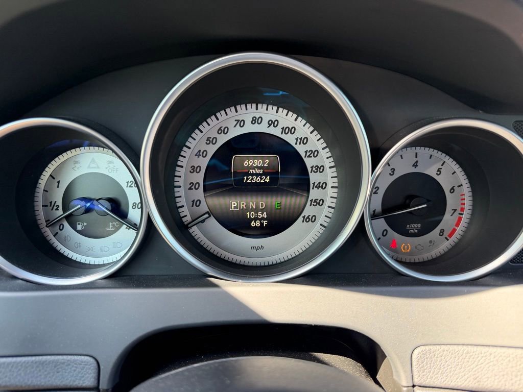 Used 2014 Mercedes-Benz C 250 Sedan image 18
