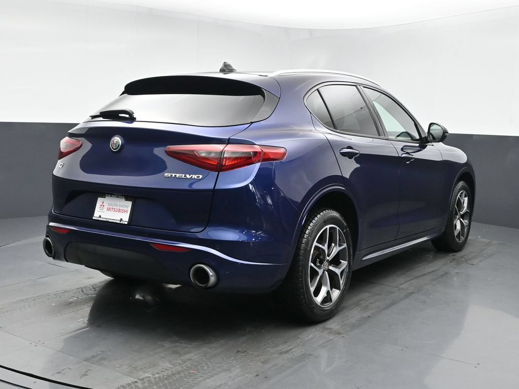 Used 2021 Alfa Romeo Stelvio Ti w/ Active Assist 2 Package TI AWD/4WD image 20
