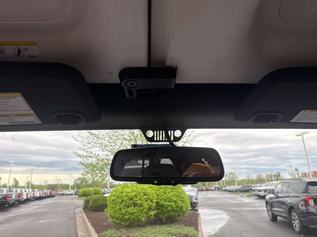 Used 2018 Jeep Wrangler Unlimited Rubicon w/ Dual Top Group image 21