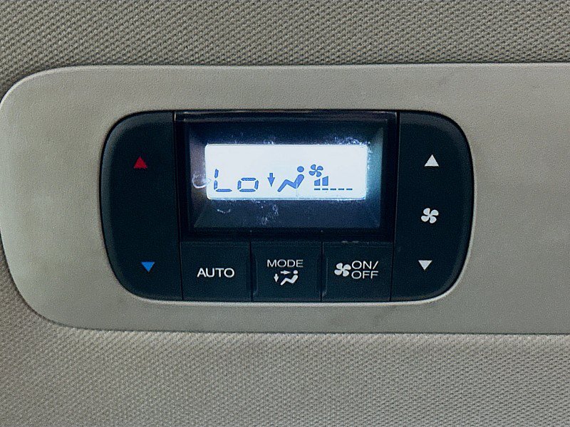 Used 2016 Honda Odyssey SE image 24