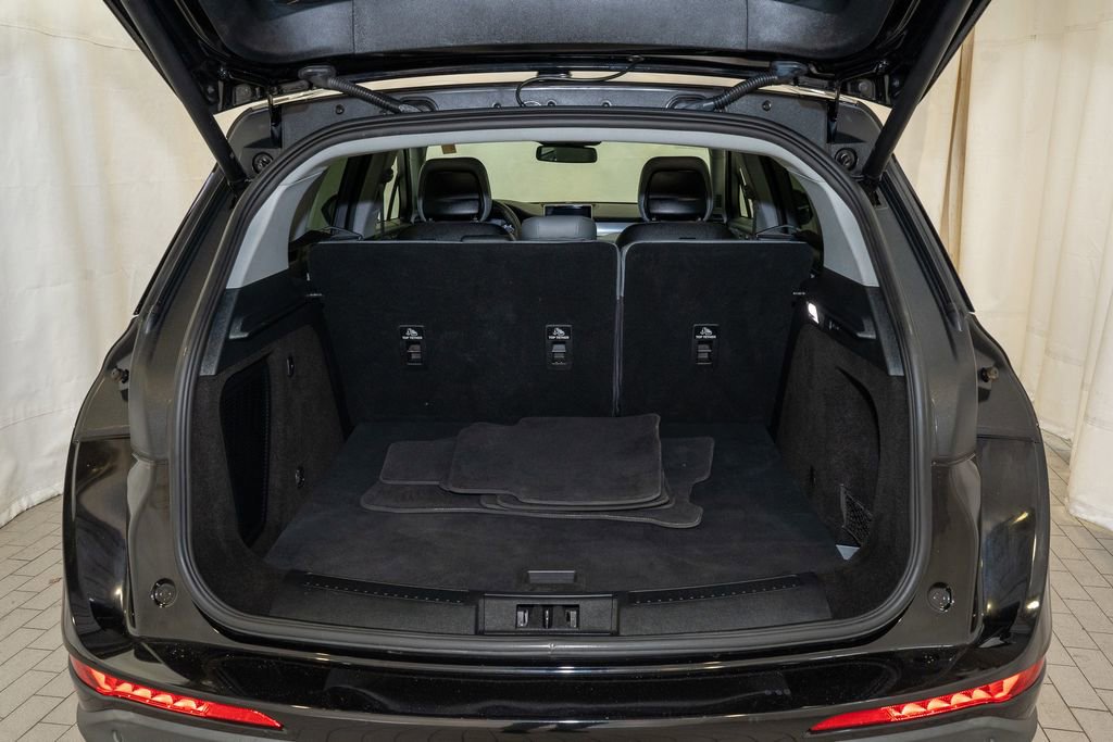 Used 2020 Lincoln Corsair FWD w/ Equipment Group 101A image 5