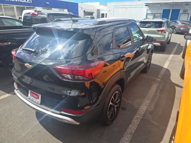New 2026 Chevrolet TrailBlazer LT w/ Driver Confidence Package image 3