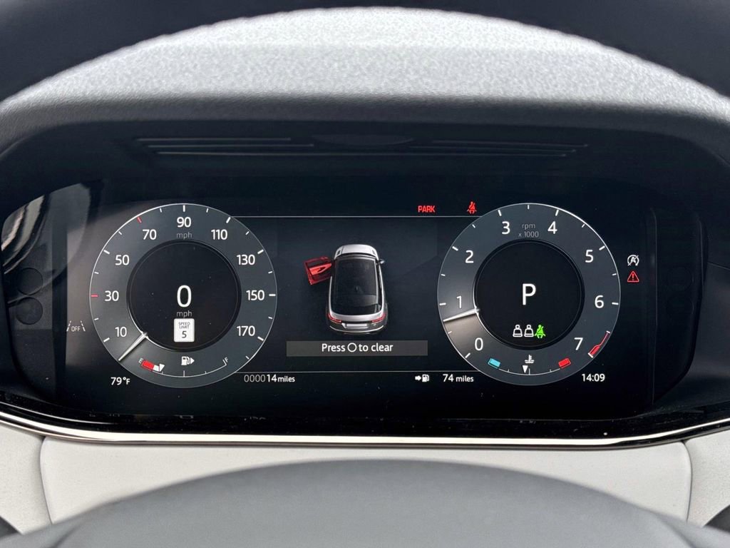 New 2026 Land Rover Range Rover Evoque Dynamic SE AWD/4WD image 26