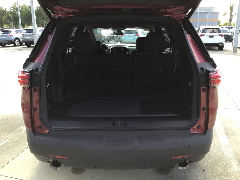 Used 2023 Chevrolet Traverse LT image 30