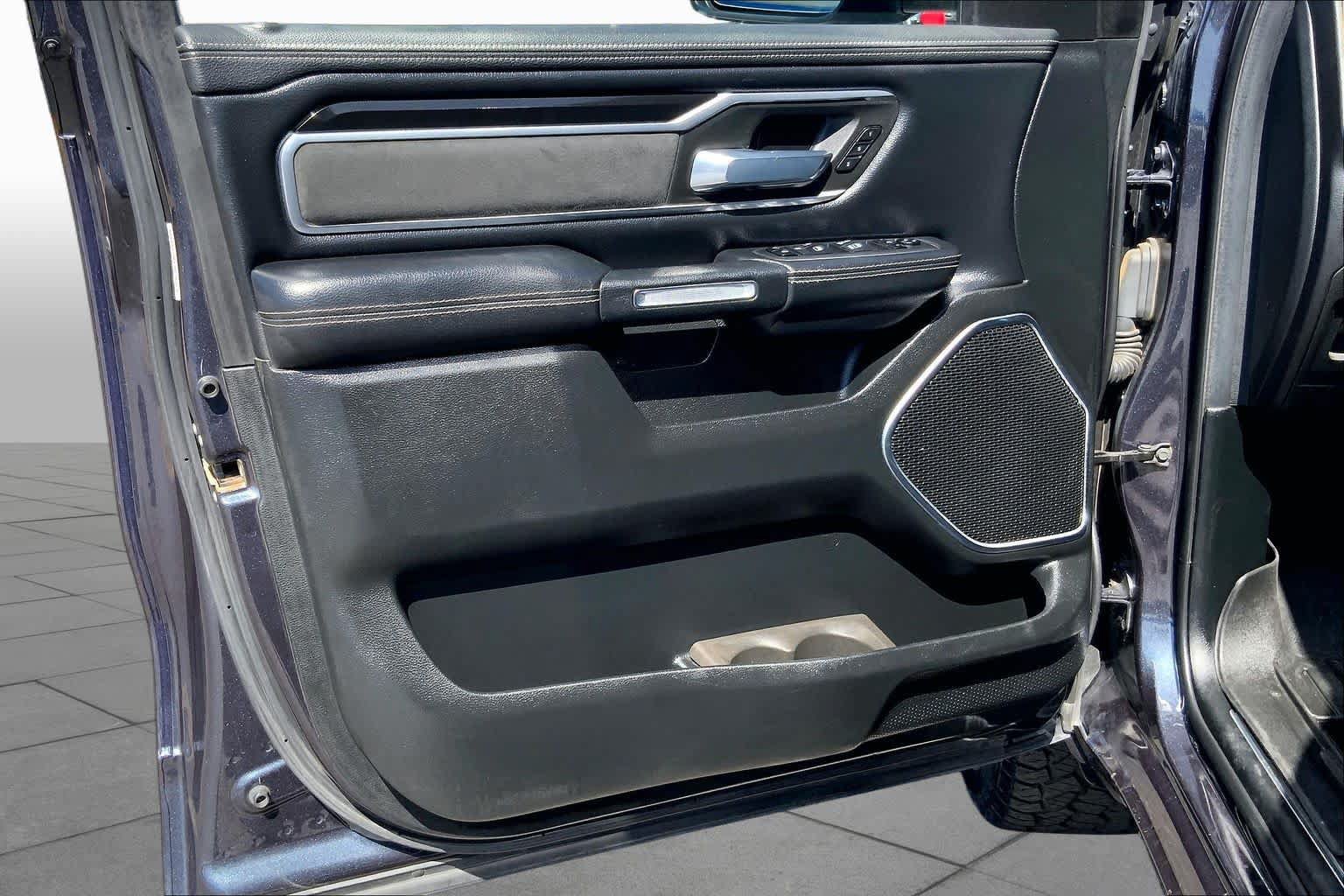 Used 2020 RAM 1500 Laramie w/ Sport Appearance Package AWD/4WD image 22