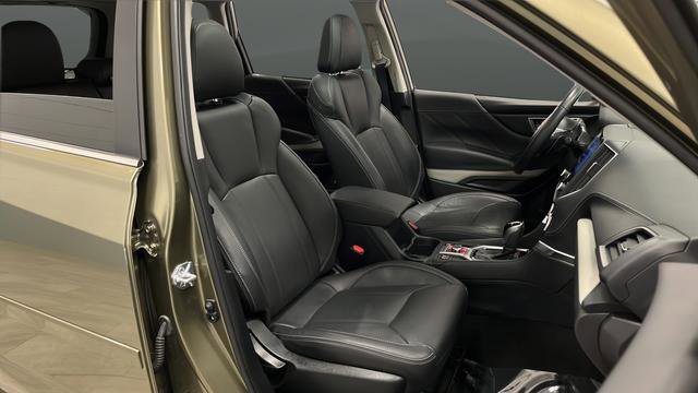Used 2024 Subaru Forester Limited image 25