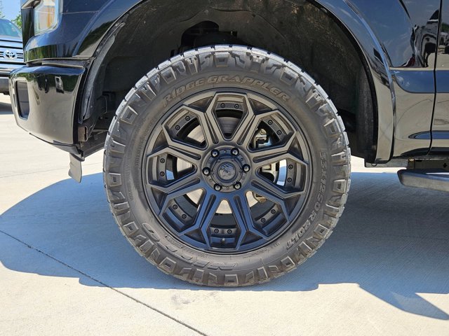 Used 2016 Ford F150 XLT w/ Equipment Group 302A Luxury RWD image 21
