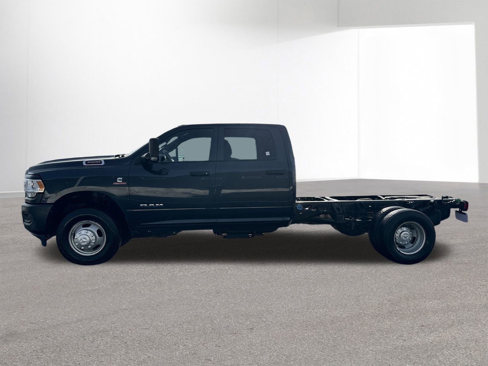 Used 2022 RAM 3500 Tradesman w/ Max Tow Package image 26