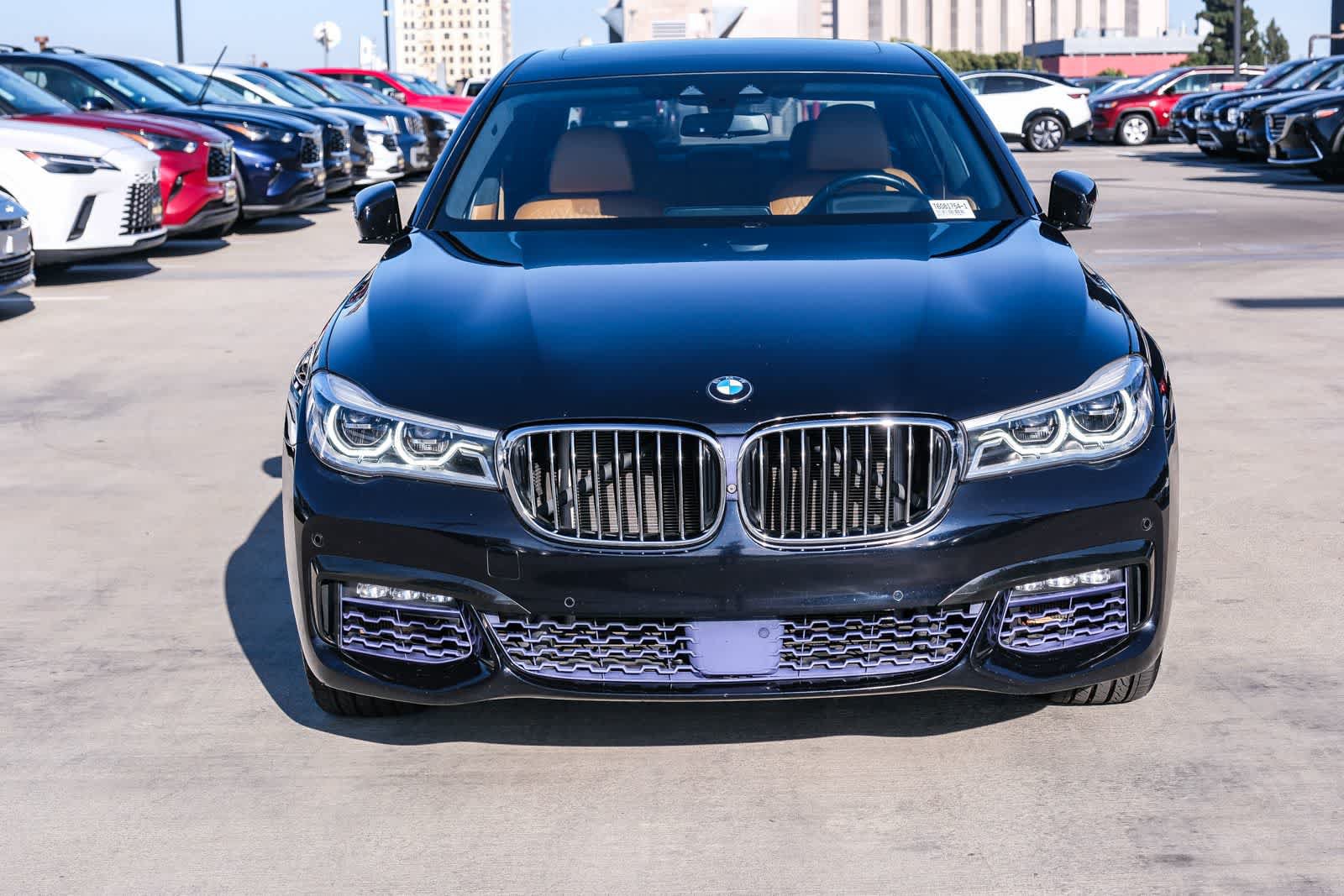 Used 2018 BMW 750i xDrive AWD/4WD image 2