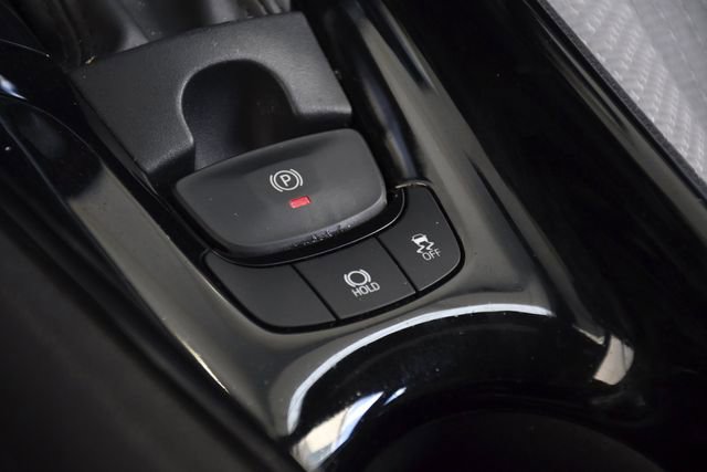 Used 2019 Toyota C-HR XLE FWD image 13