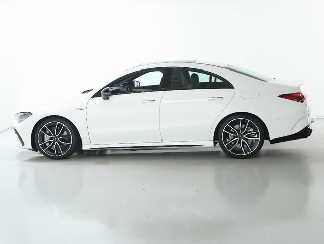 Used 2025 Mercedes-Benz CLA 35 AMG 4MATIC image 4