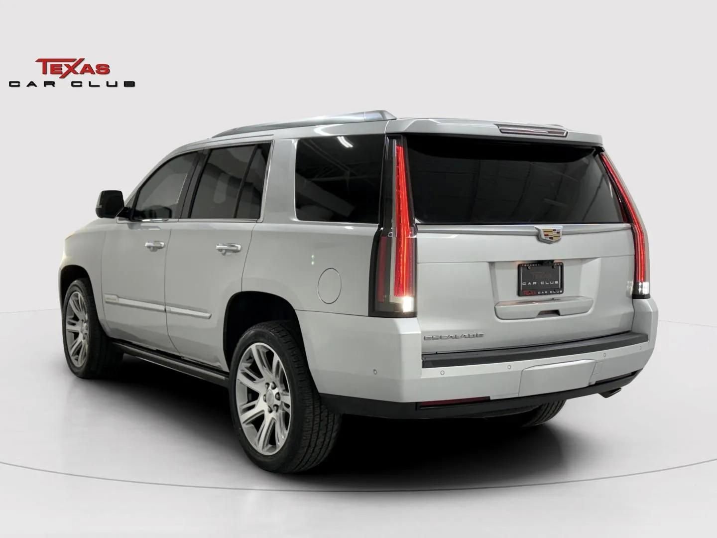 Used 2018 Cadillac Escalade Premium Luxury RWD image 6
