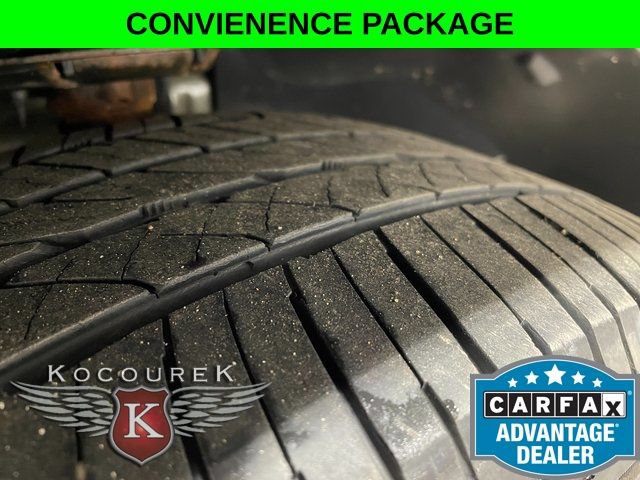 Used 2018 Ford Edge SEL w/ Equipment Group 201A AWD/4WD image 8