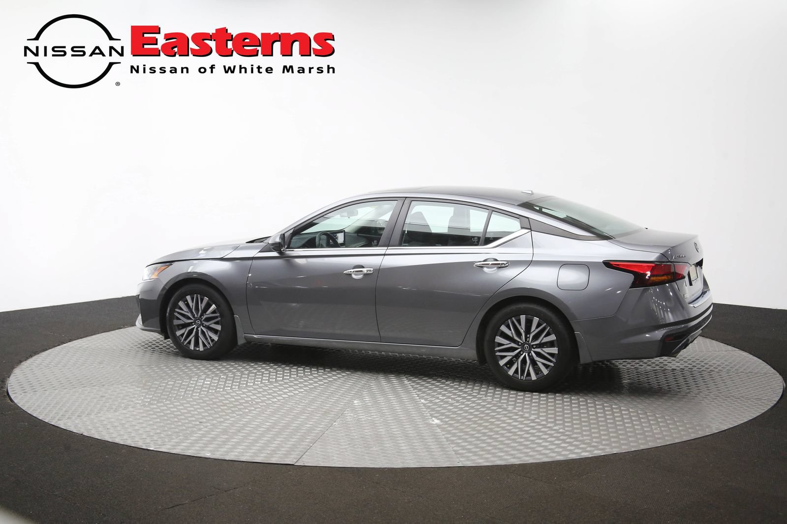 Used 2023 Nissan Altima 2.5 SV w/ SV Premium Package FWD image 62