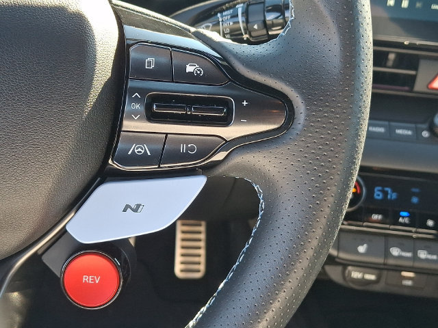 Used 2025 Hyundai Elantra N FWD image 8