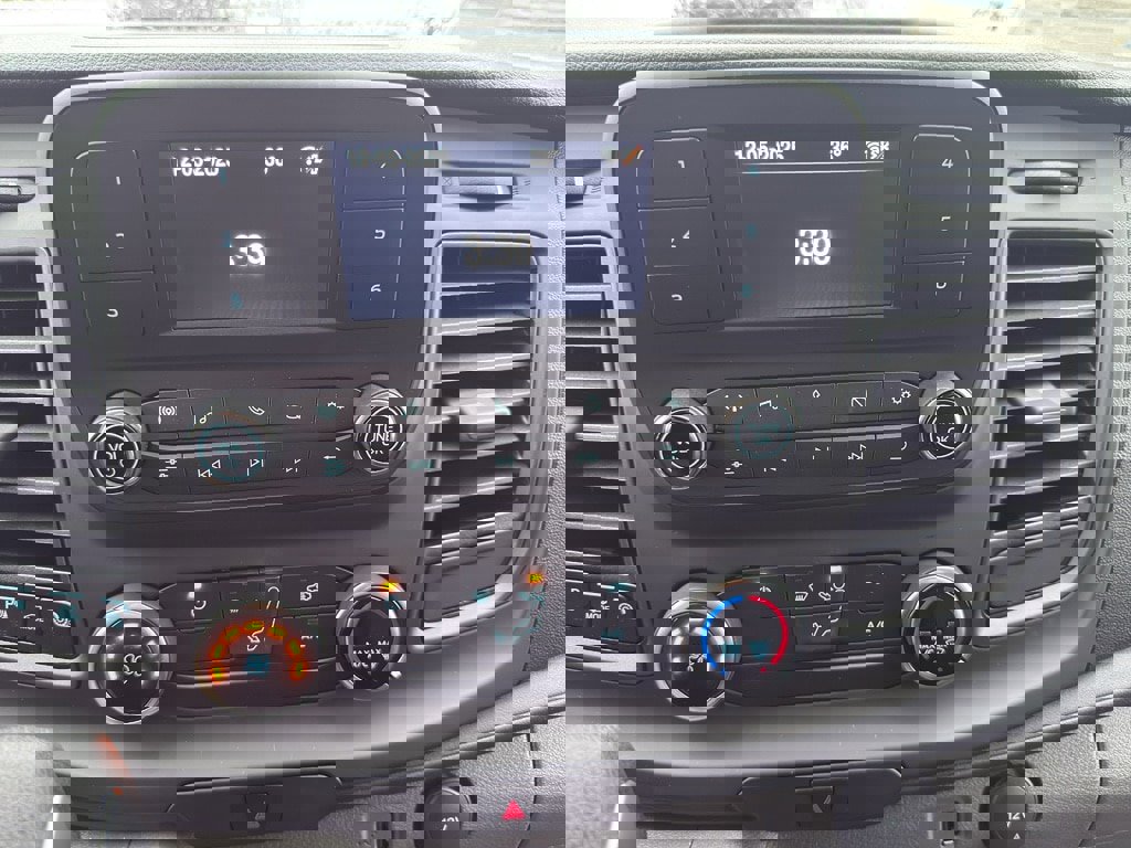 New 2025 Ford Transit 250 Low Roof AWD image 31